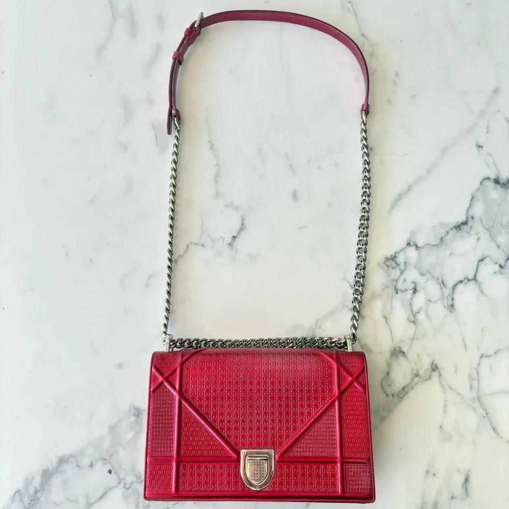 Christian Dior Dioram Red Shoulder Bag with Silver Chain - Picture 10 of 10